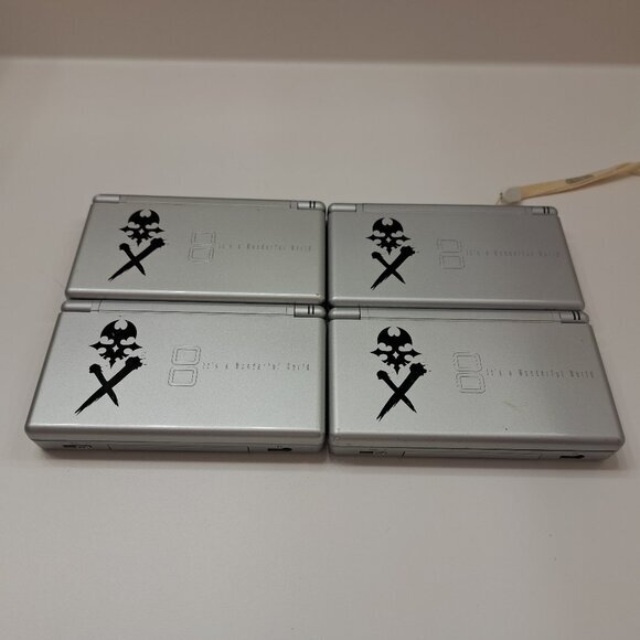 Authentic Nintendo DS Lite Console With Charger The World Ends With You Wonderfu - Picture 1 of 4